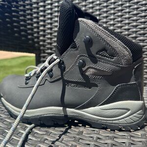 Columbia Hiking Boots